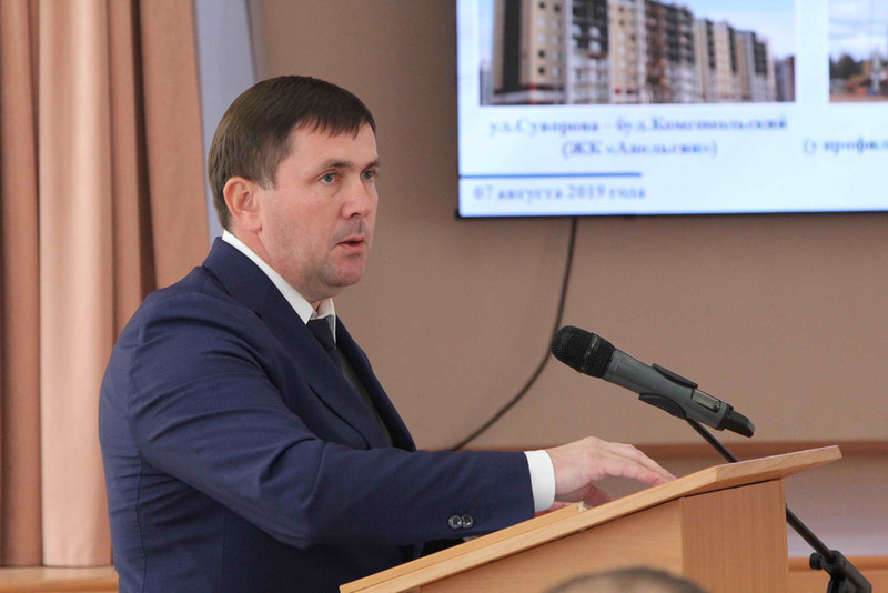 Лучше поздно? Мэр Каменска-Уральского собрался отчитаться перед депутатами о своей работе за 2018 год почему-то только в августе 2019-го