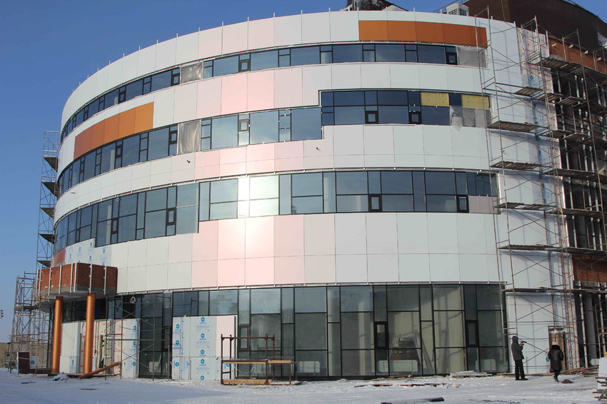 В Каменске-Уральском продолжается строительство двух крупных инфраструктурных объектов в жилом районе Южный