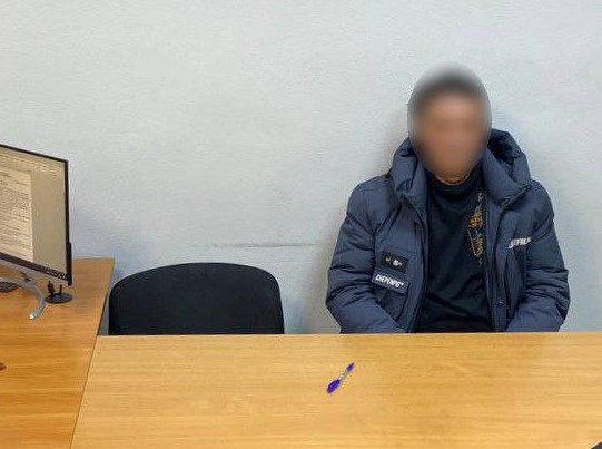 В Екатеринбурге задержан мужчина, подозреваемый в убийстве знакомого в ходе ссоры | Убийство в Екатеринбурге: задержан подозреваемый после ссоры за пивом в квартире