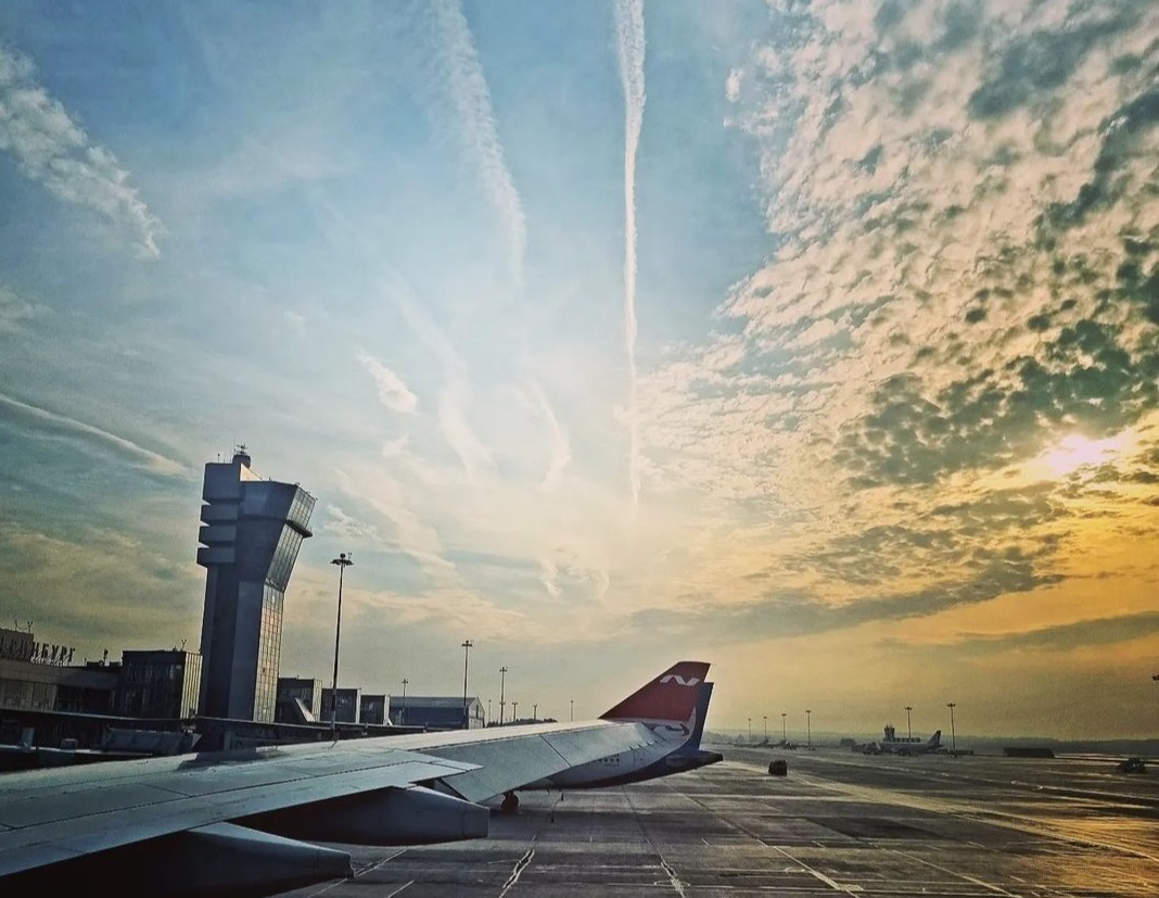 От видео до шопинга: что делают пассажиры «Кольцово» перед вылетом