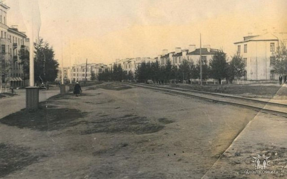 Уральский алюминиевый в романтическом пейзаже Очева