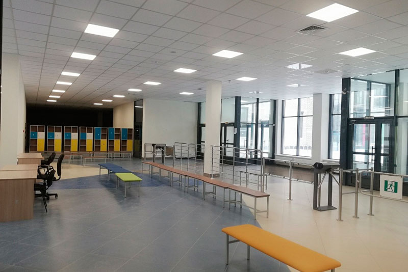 Счет идет уже на сотни. В новую школу в мкрн Южном Каменска-Уральского продолжают активно записывать детей. Пока строго «по прописке»!