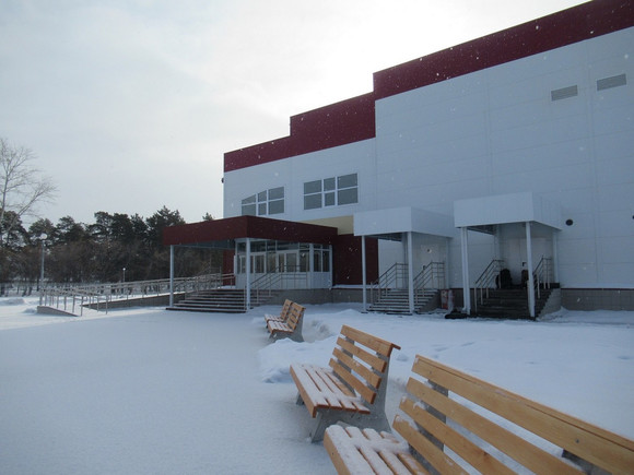 Через неделю хоккеисты дадут свою оценку крытому катку, который, похоже, власти Каменска-Уральского все-таки «домучили». Как назовут объект? Через неделю хоккеисты дадут свою оценку крытому катку, который, похоже, власти Каменска-Уральского все-таки «домучили». Как назовут объект?