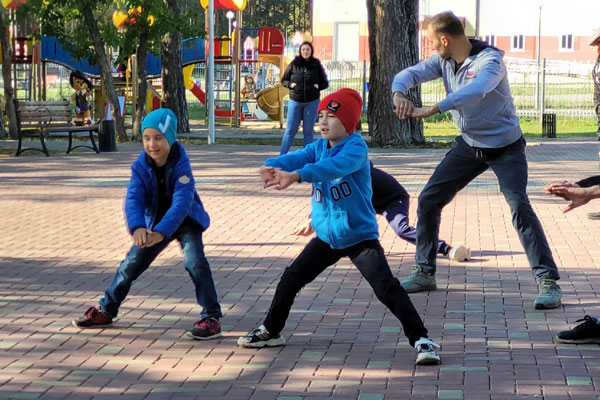 В Каменске-Уральском состоялась «Зарядка с чемпионом»