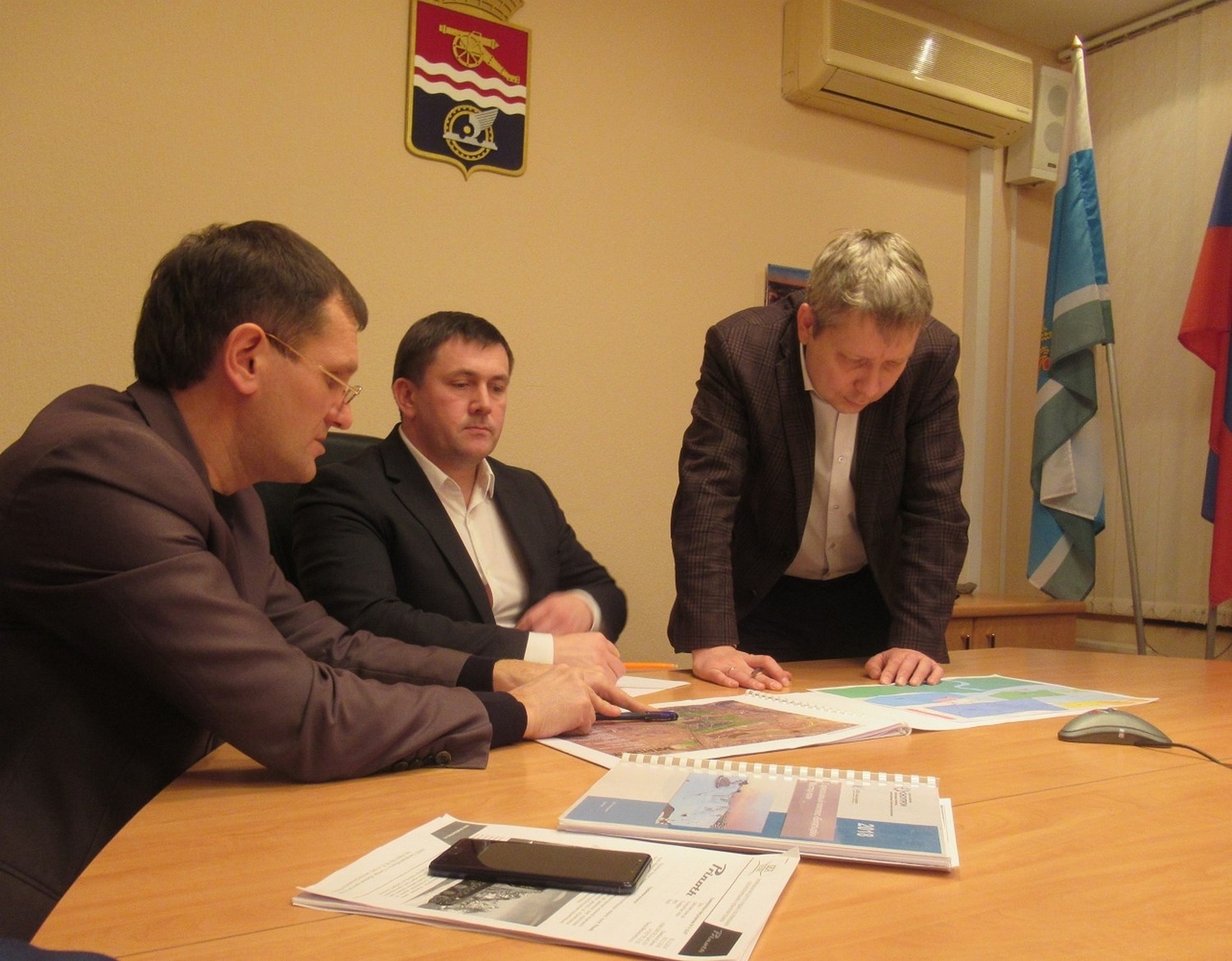 Появится ли в Каменске-Уральском собственная «горнолыжка»? Чиновники спорят, надо ли обустраивать склон для катающихся на «бубликах»... Появится ли в Каменске-Уральском собственная «горнолыжка»? Чиновники спорят, надо ли обустраивать склон для катающихся на «бубликах»...