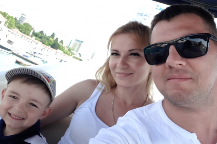 Судебные приставы проверят, законно ли коллекторы стали звонить вдове жителя Каменска-Уральского — он погиб под многотонной гусеницей крана