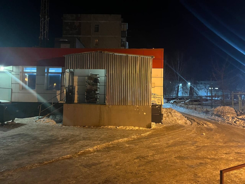 Жители Каменска-Уральского пожаловались на заваленный снегом тротуар