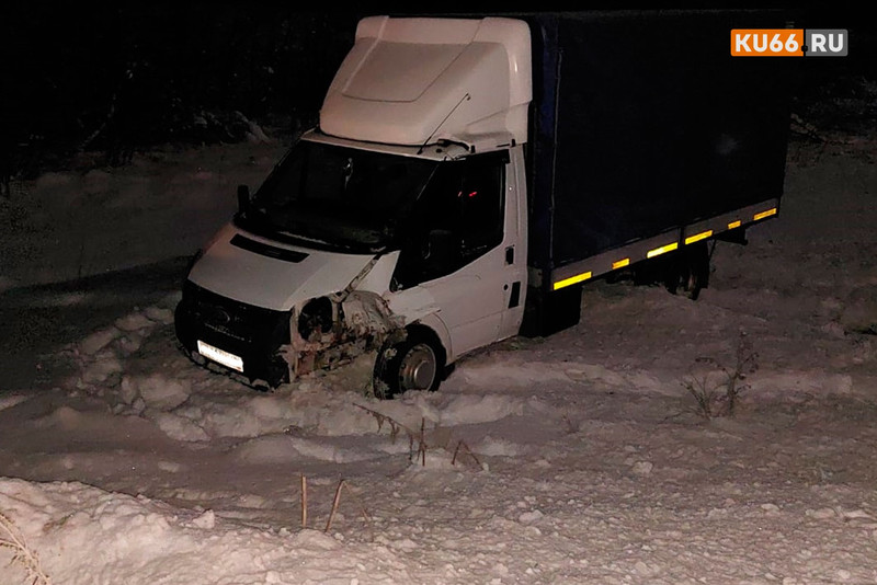 В ГИБДД рассказали подробности ДТП на въезде в Каменск-Уральский. ВИДЕО В ГИБДД рассказали подробности ДТП на въезде в Каменск-Уральский. ВИДЕО