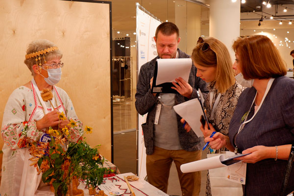 Каменские мастера будут бороться за победу в конкурсе «Туристический сувенир»