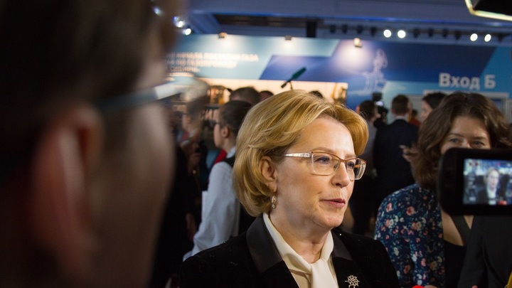 Скворцова рассказала о личном опыте "сладкого" препарата от COVID