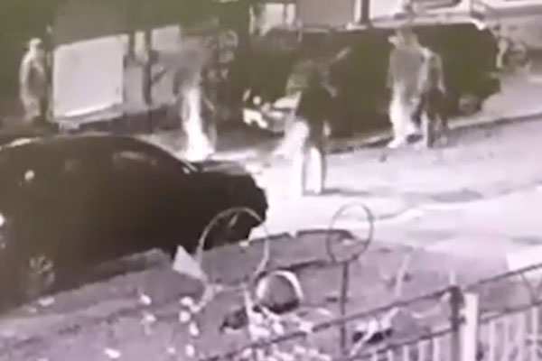 Ссора петербуржцев в родительском чате закончилась массовой дракой и стрельбой Ссора петербуржцев в родительском чате закончилась массовой дракой и стрельбой