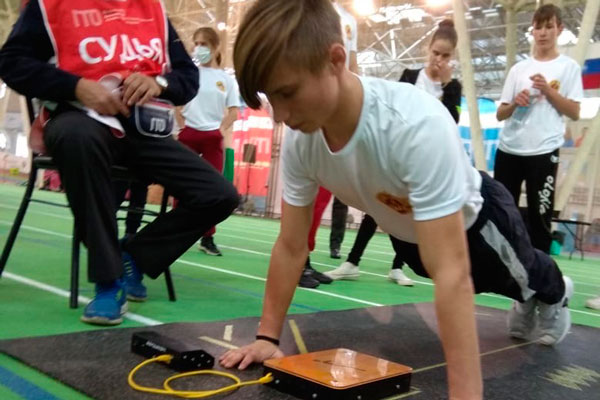 Ребята с ограниченными возможностями из Каменска вернулись с областного Фестиваля ГТО — один из участников показал выдающийся результат!