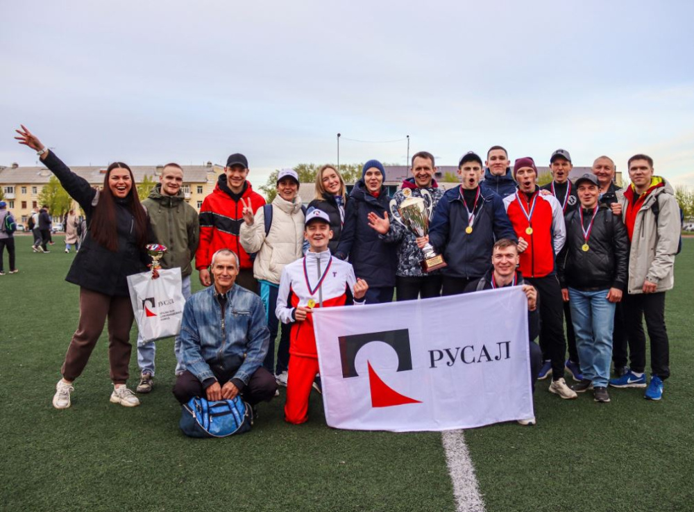 На эстафете «Весна Победы – 2024» в Каменске-Уральском победила команда «УАЗа» | На уральской эстафете «Весна Победы – 2024» победила команда «УАЗа»