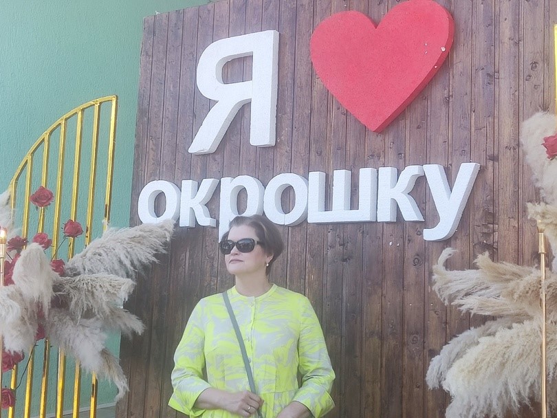 2500 порций окрошки: каменцы посетили фестиваль главного летнего блюда и вкусно поели | В Каменске-Уральском состоялся фестиваль окрошки, где приготовили 2500 порций