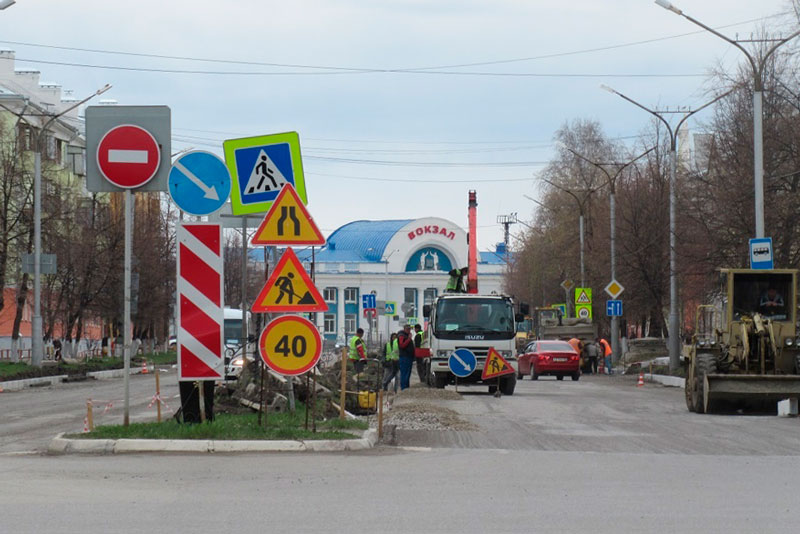 Оптимистичные новости: как проходят дорожные ремонты в Каменске-Уральском и чем автомобилисты недовольны на улице Пугачева?