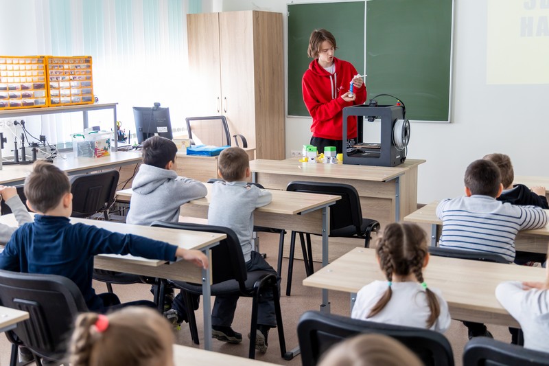 Почти 4000 школьников приняли участие в профориентационном проекте «Точка опоры-2022/23» Почти 4000 школьников приняли участие в профориентационном проекте «Точка опоры-2022/23»