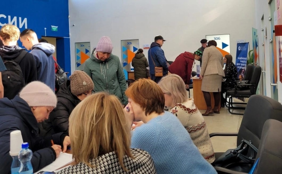 Мэр Каменска-Уральского оценил интерес горожан к всероссийской ярмарке вакансий