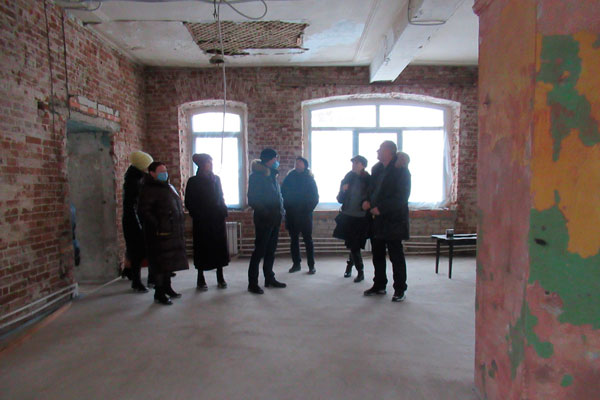 Туристов в Каменске-Уральском хотят водить на старые заводы, заброшенные площадки или на действующие производственные объекты