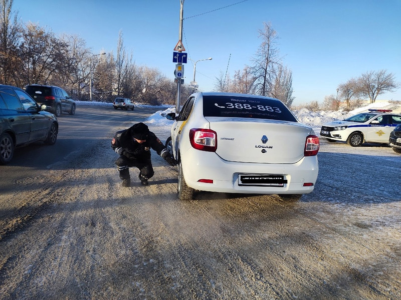 В Каменске-Уральском ГИБДД проверит таксистов