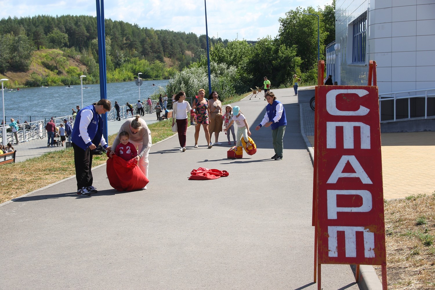 К Дню физкультурника каменцы получили зал для занятий джиу-джитсу и тематическую экспозицию. А в будущем увидят еще и Аллею спортивной славы