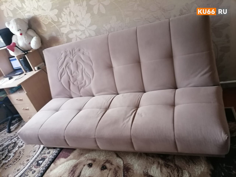 Предприниматель из Каменска-Уральского возвращает покупательнице деньги за диван, который через год активной эксплуатации стал скрипеть
