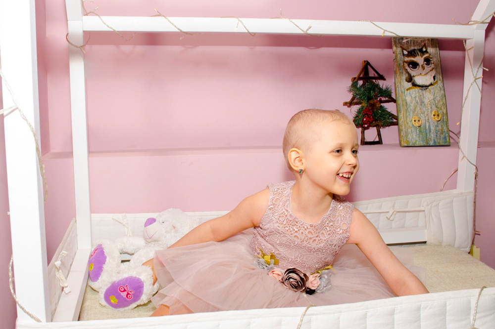 Впереди МРТ и операция. В Каменске-Уральском приостановлен сбор средств на лечение девочки с раком. От «химии» ей стало хуже