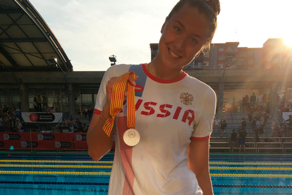 Дарья Устинова из Каменска-Уральского стала обладателем золота чемпионата России по плаванию