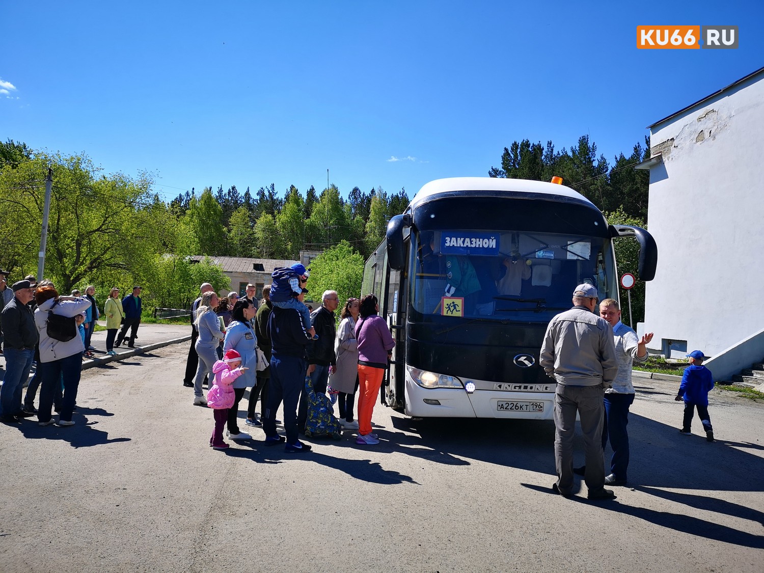 Санврачи посоветовали родителям, как собрать детей в лагеря отдыха: сумку полегче, практичных вещей — побольше. А что привозить нельзя?