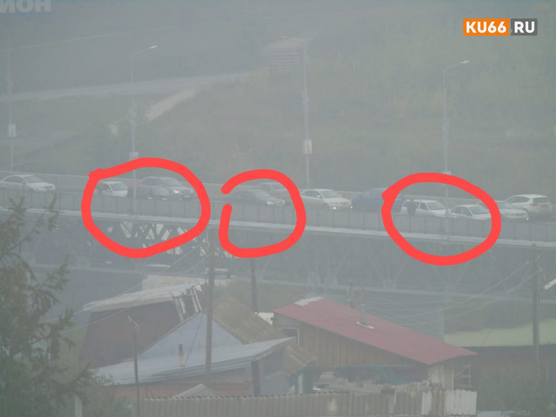 Радостно мчатся по отремонтированному участку, и вот итог: массовое ДТП произошло утром на Байновском мосту в Каменске-Уральском