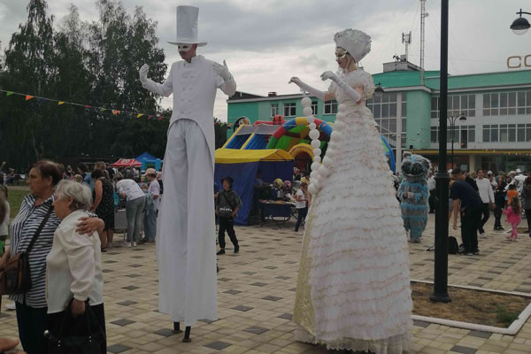Традиционный фестиваль окрошки состоялся сегодня в Каменске-Уральском