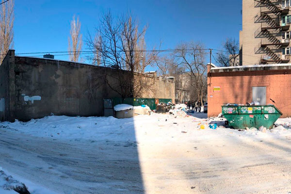 На мусорке нашли тело задушенной 27-летней девушки