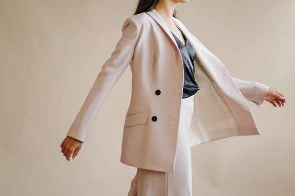 На Урале растет спрос на услуги химчистки | Авито Услуги: популярность химчистки и профессиональной стирки выросла на 32%