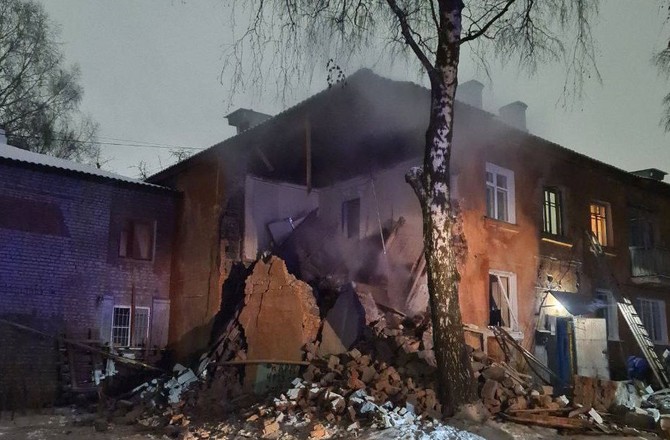 В жилом доме в Рязани взорвался самогонный аппарат