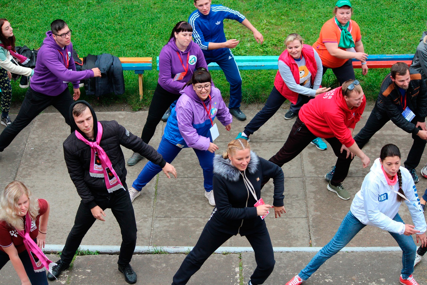 Стреляли из пневматики, пели под гитару у костра: слет работающей молодежи со всей области «Августина» прошел под Каменском-Уральским