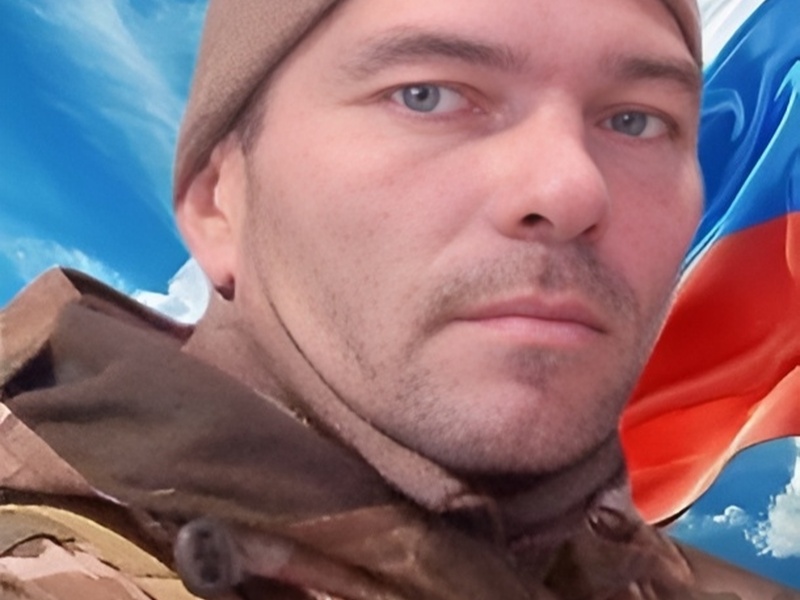 Наш герой не вернулся: в Каменске-Уральском простятся с погибшим на СВО Иваном Степановым | Отпевание и похороны Ивана Степанова пройдут на территории храма Покрова