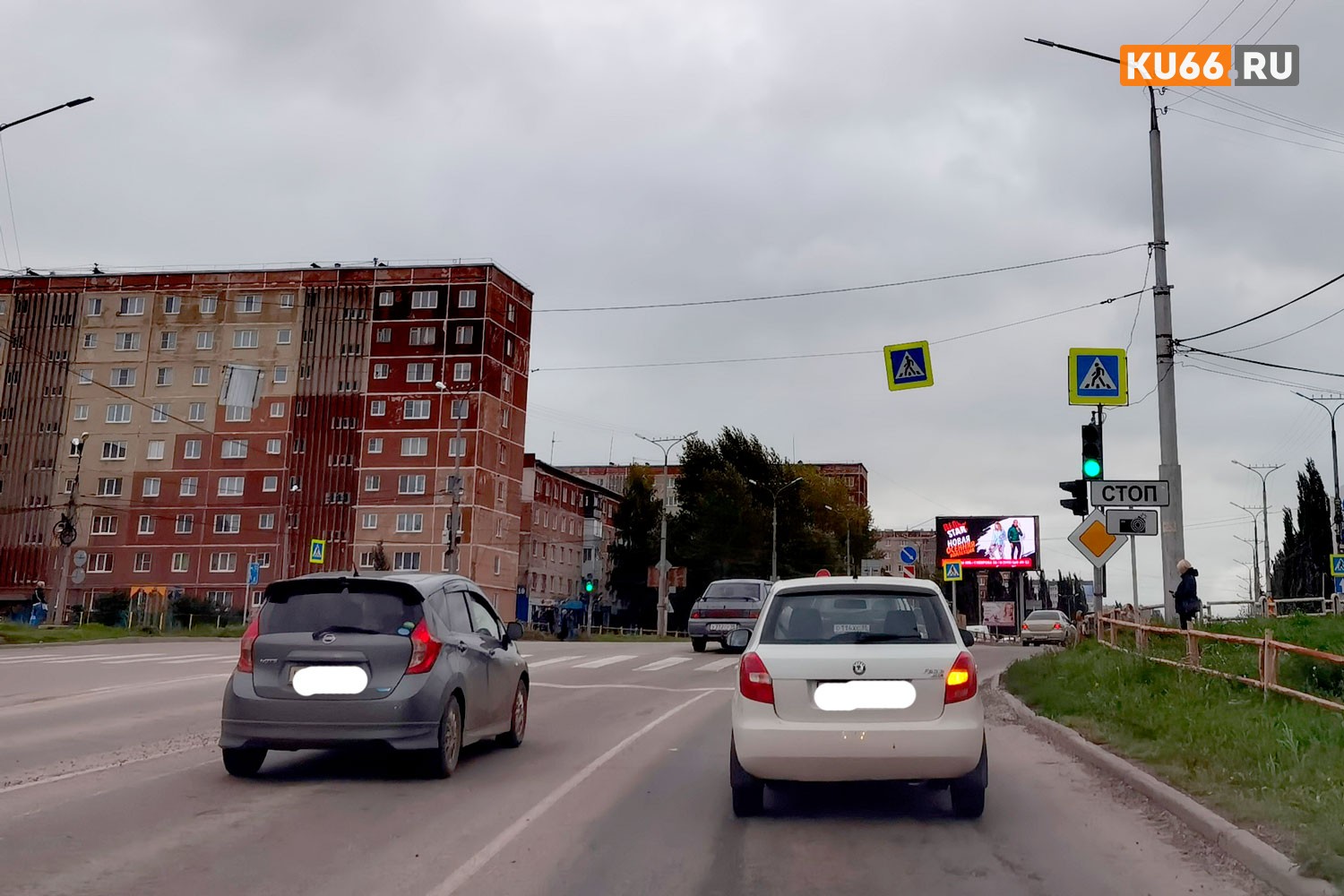 Нарушителей, поворачивающих на «красный», и заезжающих за стоп-линию на перекрестке ул. Суворова и 4-й Пятилетки, будут штрафовать