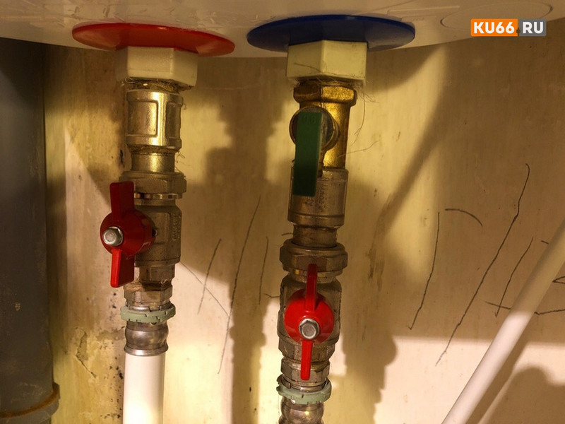 Горячая вернется в краны жителей Синарского района Каменска-Уральского в четверг или в пятницу, если пробы воды признают удовлетворительными