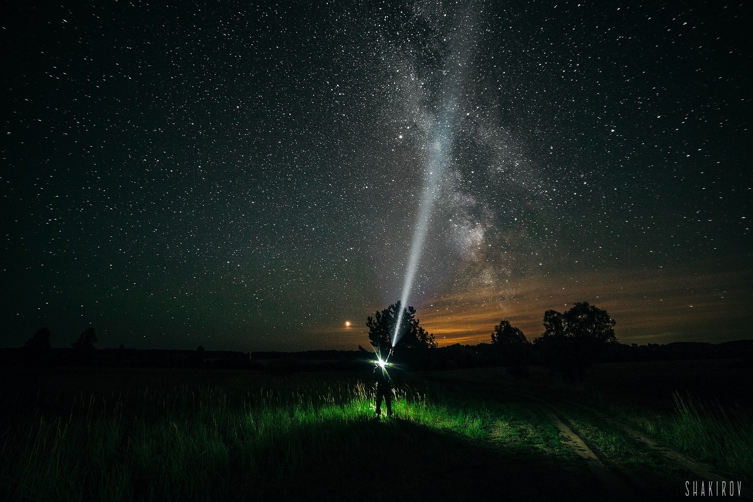Жители Каменска-Уральского смогут наблюдать красивейшее космическое явление – поток Геминиды. Ожидается до сотни «падающих звезд» в час!