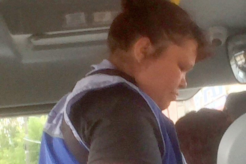 «Оплачиваем за проезд». В Каменске-Уральском кондуктор автобуса маршрута № 2 потребовала у мамочек заплатить... за грудничков в колясках!