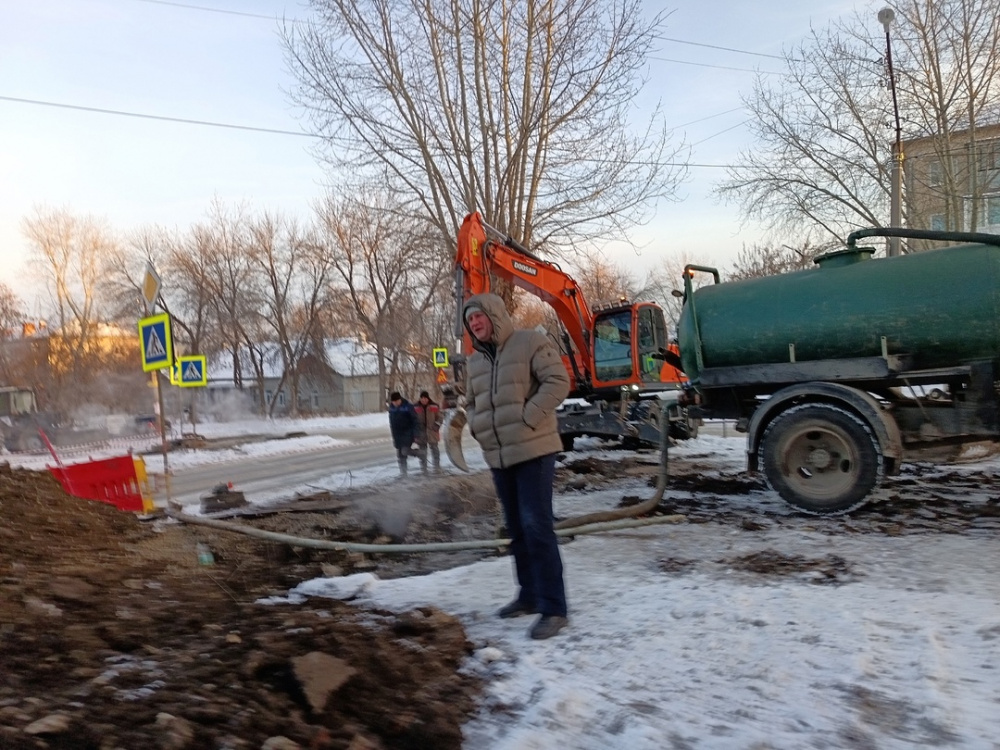 Коммунальная авария оставила 40 домов в Каменске-Уральском без отопления | 40 домов в Каменске-Уральском остались без отопления из-за аварии