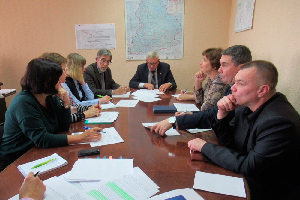 В частном секторе Каменска-Уральского станет чище? Чиновники займутся проблемой нехватки мусорных площадок - начнут там, где больше «гадят»