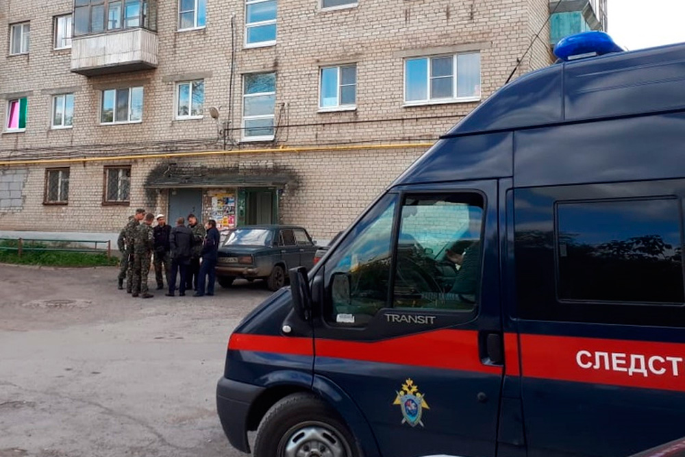 В Каменске простились с убитой девочкой: на похороны пришли только взрослые. «Зрелище ужасное: на портрете — одна, в гробу — другая»