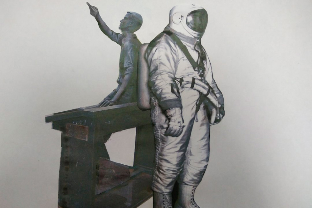 Голосование продолжается: жителям Каменска-Уральского предлагают установить в городе оригинальный памятник легендарному космонавту Беляеву