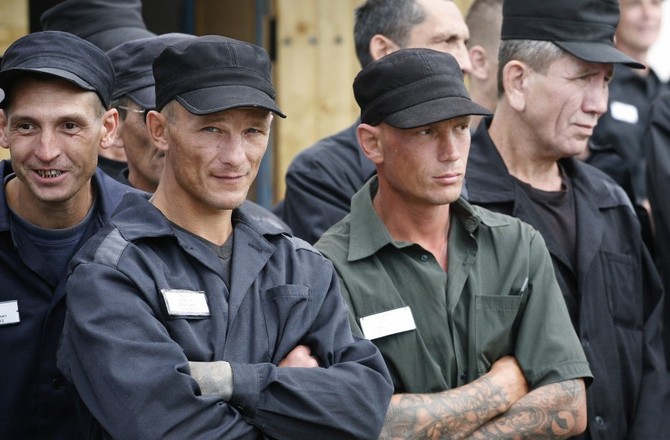 Более 5 тысяч заключенных привлекли на российские стройки