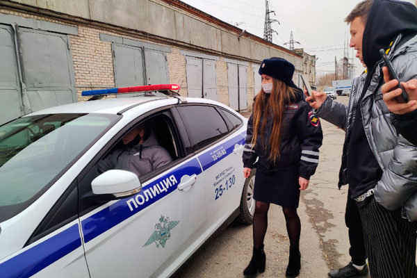 «Путь в органы им открыт»: студентов каменского техникума познакомили с работой в полиции, где ребятам предстоит оказаться через пару лет