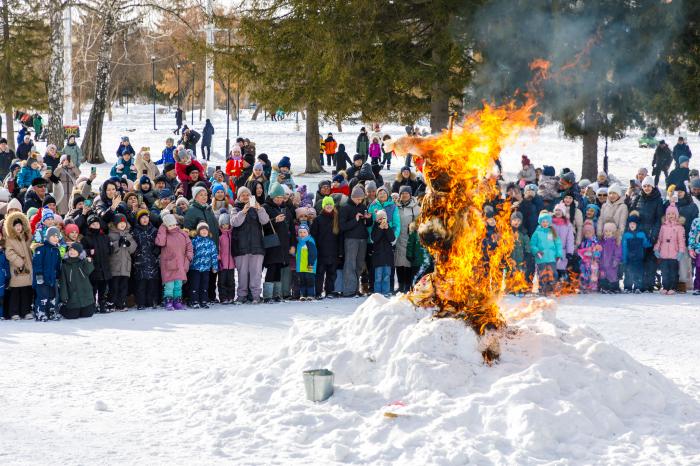 СинТЗ организовал масленичные гуляния для жителей города | В Каменске-Уральском прошли масленичные гуляния СинТЗ организовал масленичные гуляния для жителей города | В Каменске-Уральском прошли масленичные гуляния