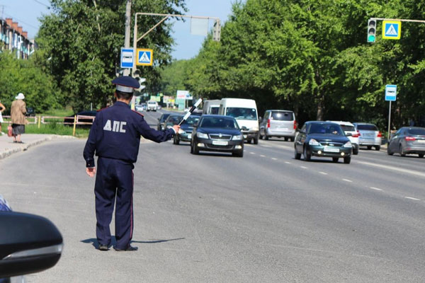 В ходе проведения операции «Безопасная дорога» в Каменске-Уральском выяснилось, что дорога не такая уж и безопасная: поймано 865 нарушителей