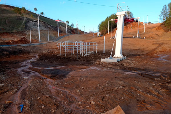 «Остались ли средства на завершение?» Что будет происходить на ГЛК «Богатырек» в центре Каменска в летний период: вопрос волнует многих