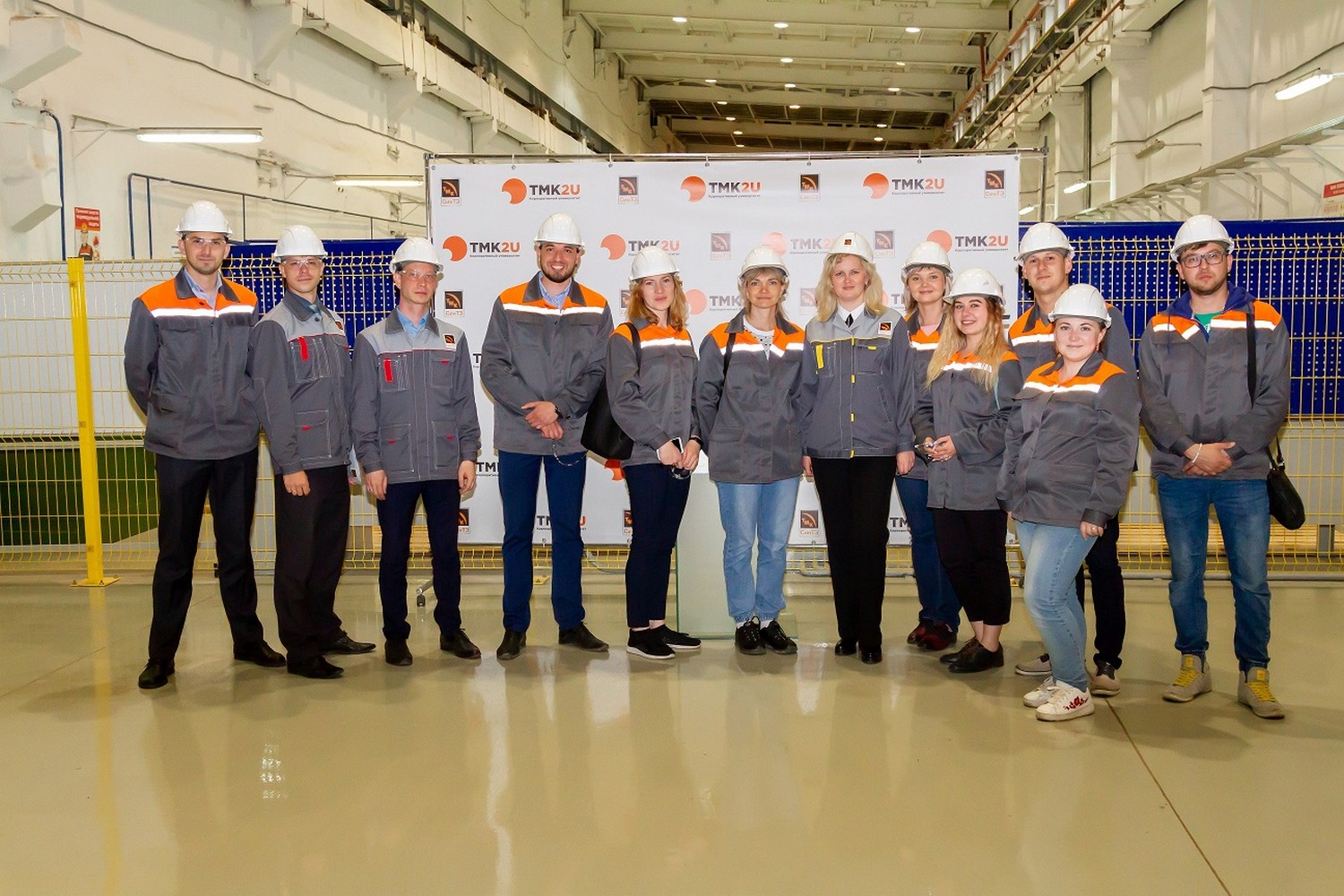 На СинТЗ в Каменске-Уральском собралась молодежь со всех местных предприятий — обсуждали вопросы, испытывали виртуальные тренажеры