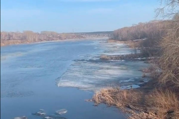 История, не попавшая в повестку: на водной станции в Каменске в воскресенье из реки вытащили мужчину. Спасательный круг не долетал!
